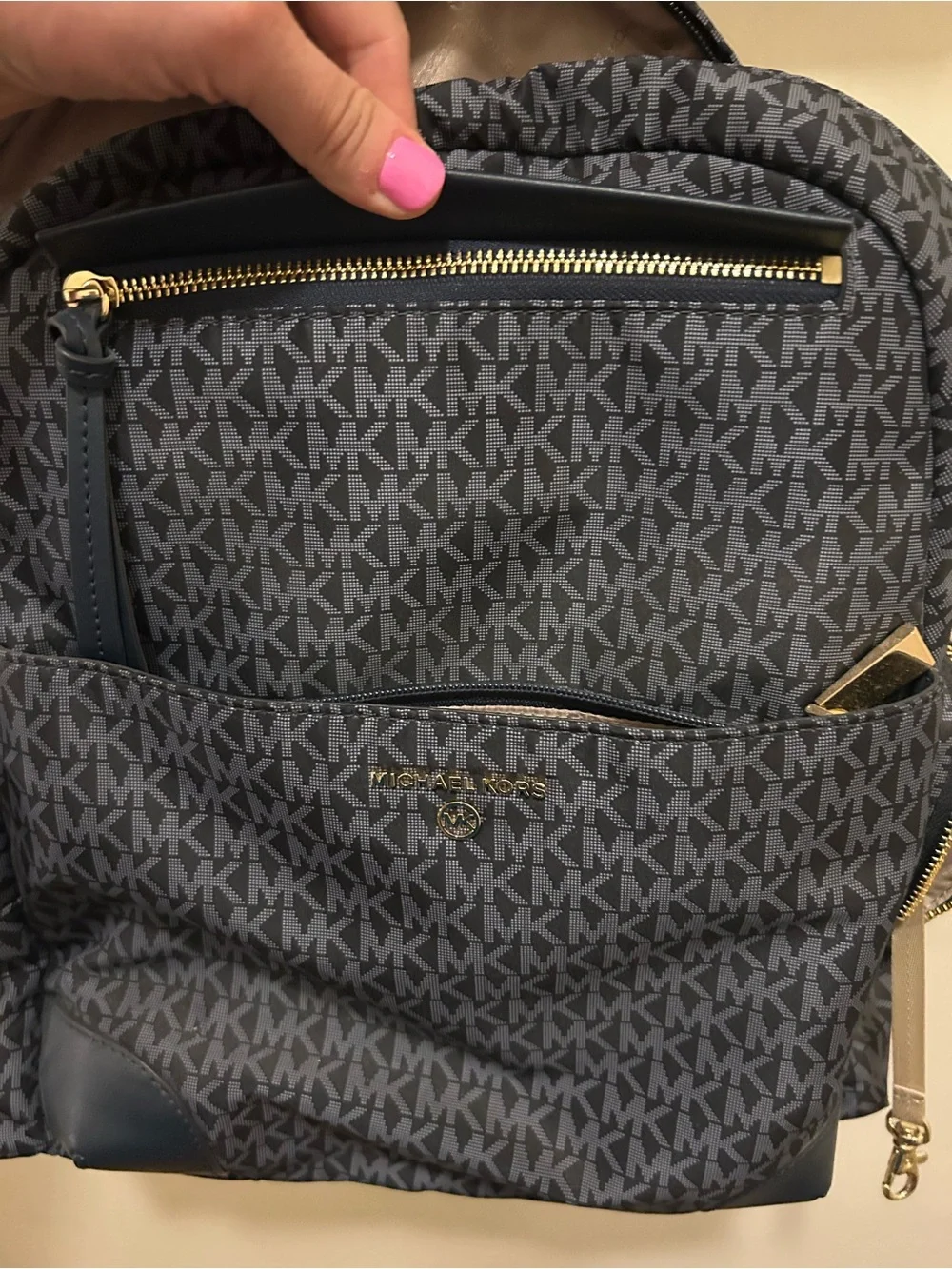 Michael Kors adjustable straps